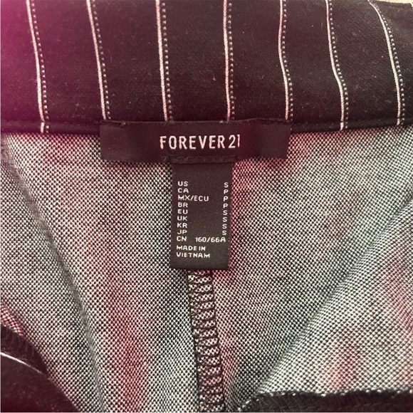 FOREVER21 Pant Bundle - Picture 11 of 12